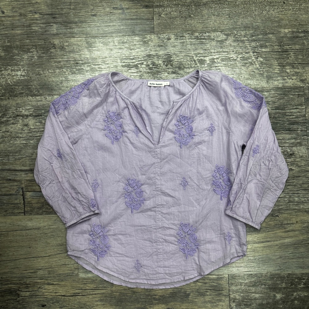 Roller Rabbit blouse - Picture 2 of 7
